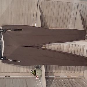 Carolina Belle women's dress legging, size 4